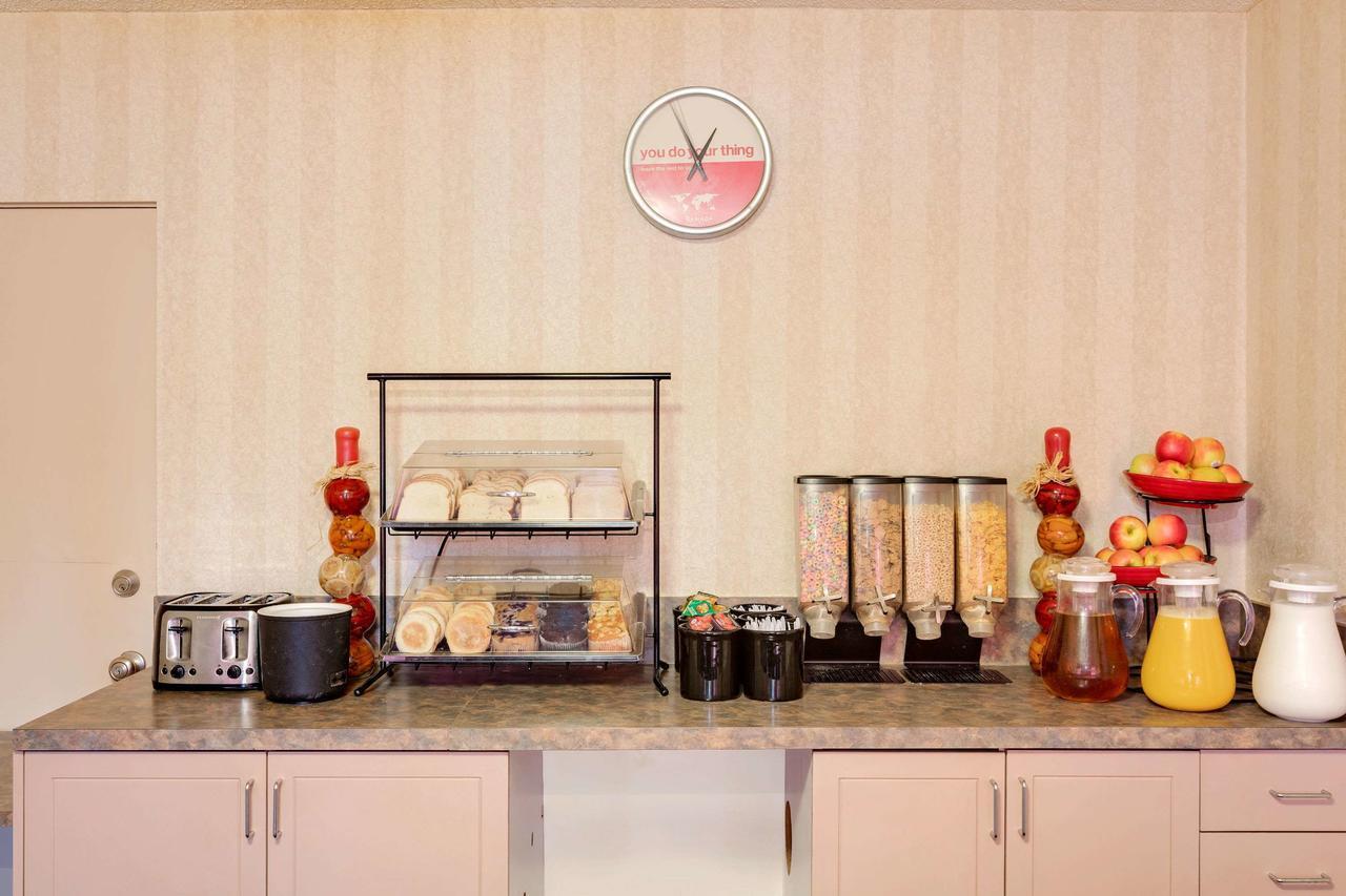 Ramada Limited Calgary Ξενοδοχείο Εξωτερικό φωτογραφία