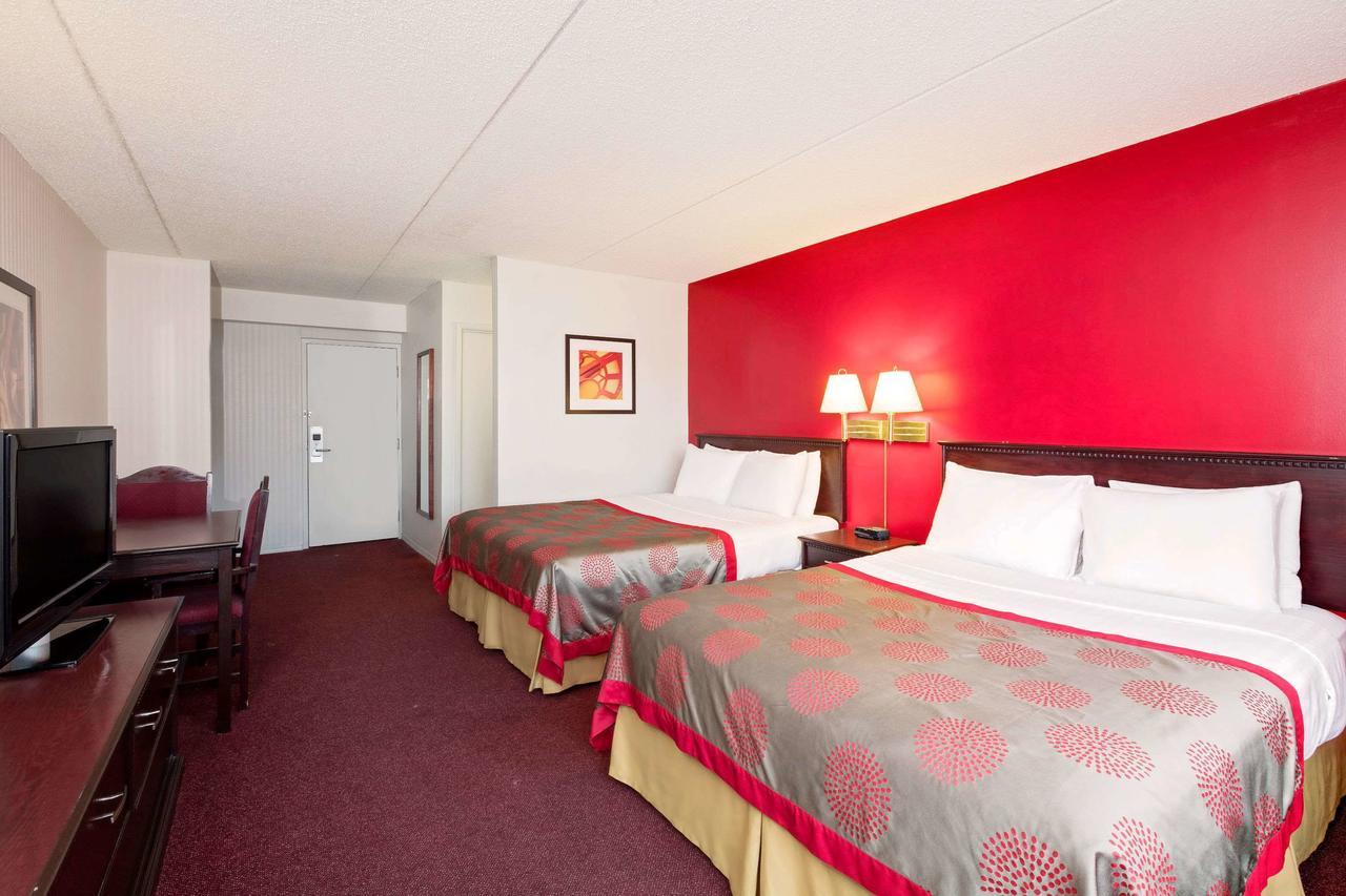 Ramada Limited Calgary Ξενοδοχείο Εξωτερικό φωτογραφία